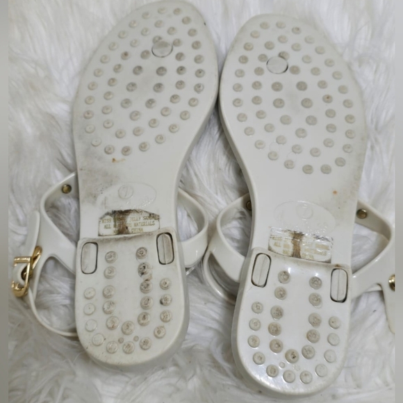 Henri Bendel Striped Goldtone Crest Jelly Ankle Strap Sandals Size 7🌴 - Picture 10 of 10